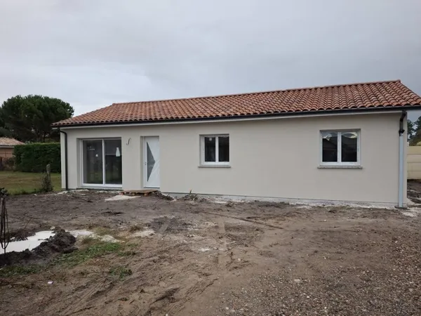 MAISON FRAIS REDUITS PARENTIS EN BORN