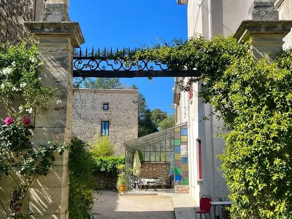 Maison 9 pièces 354 m²