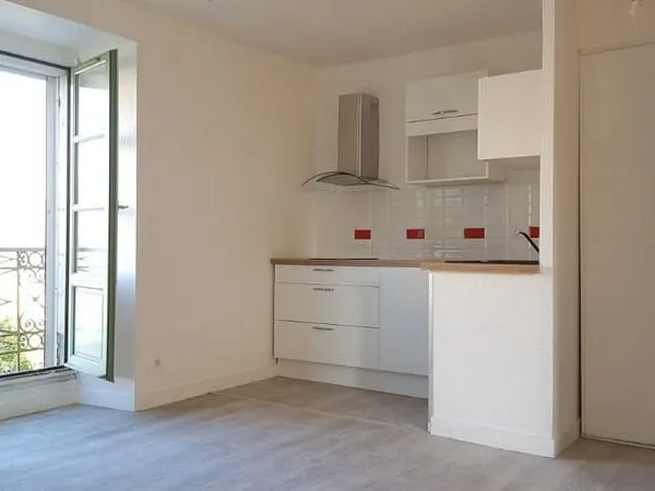 *Location Appartement T2 à Bain de Bretagne , Centre-ville*