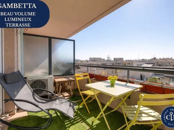5 Pièces - Dernier étage - Terrasse - Garage inclus