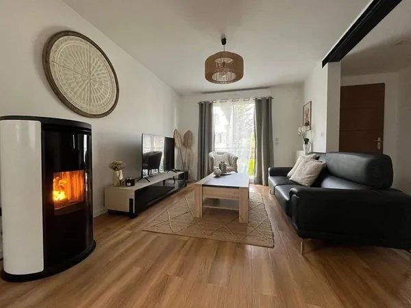 Maison 7 pièces 140 m²