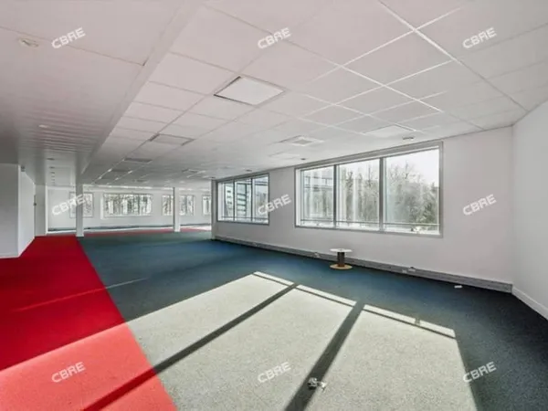 Bureau 346 m²