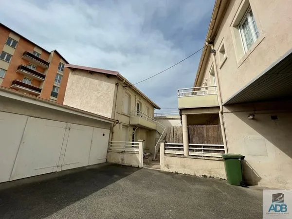 Roanne, 37 Rue Eucher Girardin