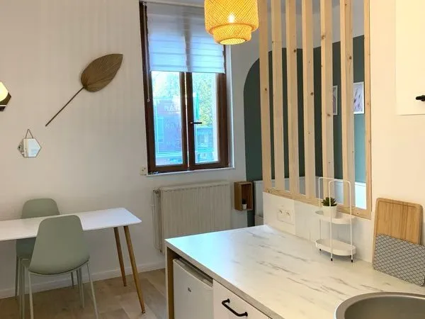 Beau studio récent meublé TOUTES charges inclues