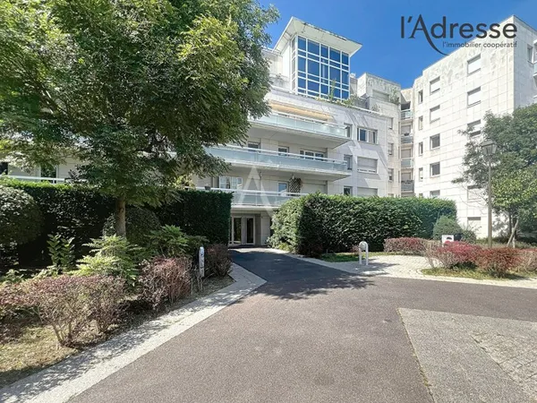 Suresnes (belvédère) - Studio de 30m²