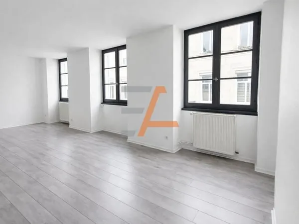 Hypercentre / proche place Dorian