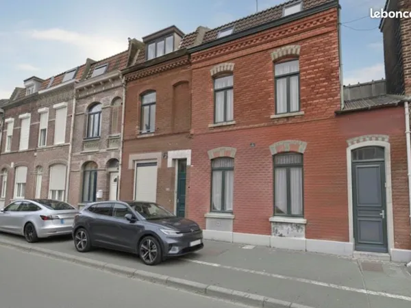 PAP Immeuble de rapport refait a neuf