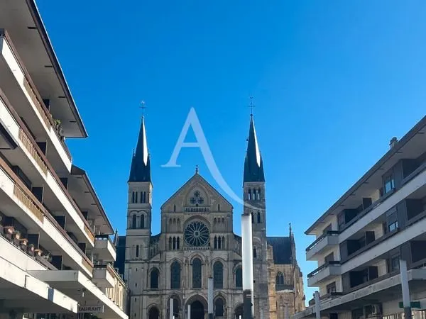 Local 115 m² REIMS