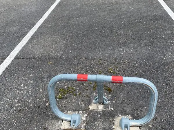Place de parking extérieur
