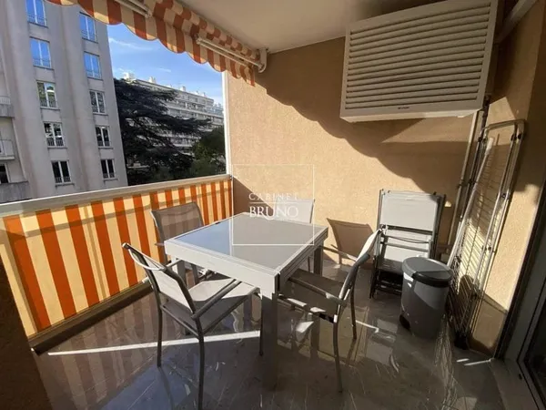 T2 Meublé - CANNES CARNOT