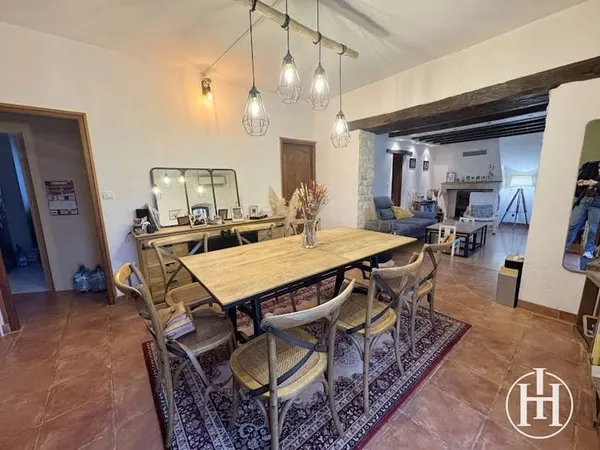 Maison 7 pièces 160 m²