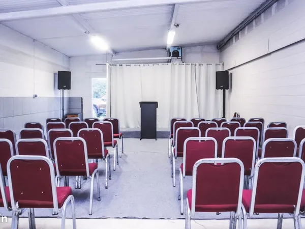 Location Salle pour Eglise ou Culte