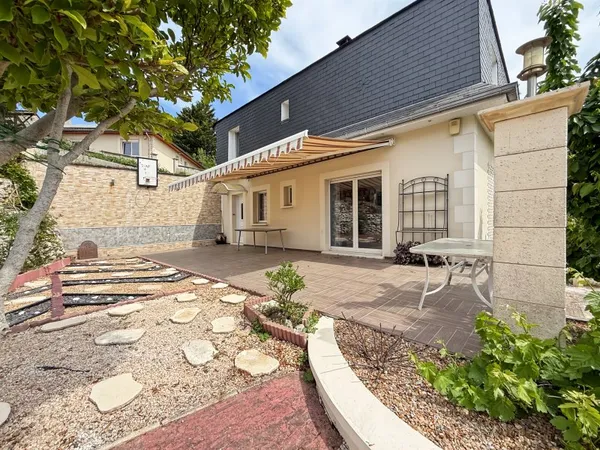 Maison 5 pièces 149 m²