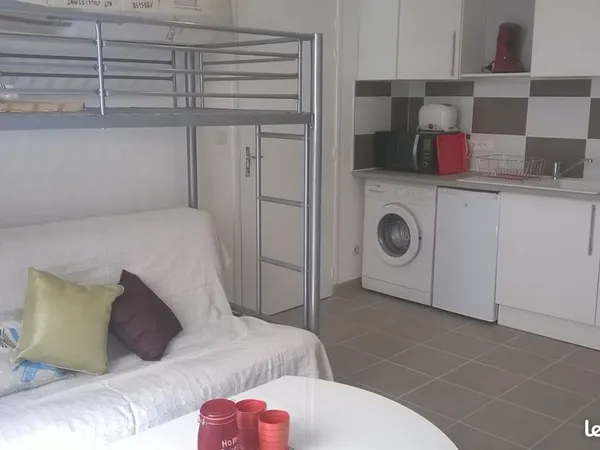 Studio meublé
