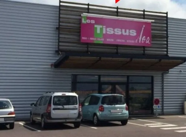Local commercial 400m² La Glacerie