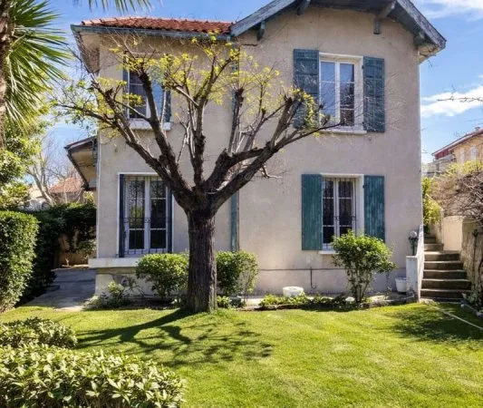 Maison 6 pièces 111 m²
