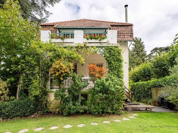 Maison 8 pièces 220 m²