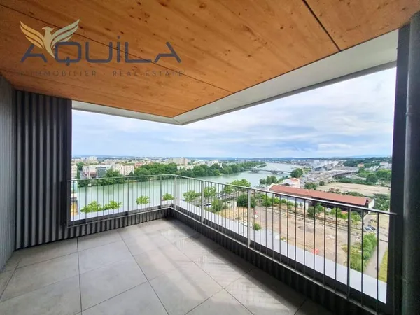 LYON 2 (69002) Confluence Appartement T4 92 m2 ENVIRON Avec