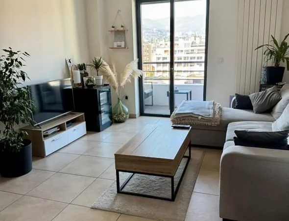 F2 RESIDENCE GRAND CARRE JAUDE