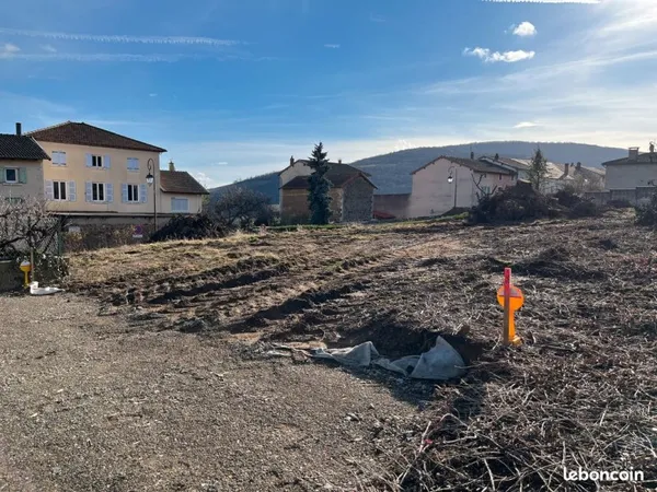 Terrain Constructible Centre Village Quincié en Beaujolais