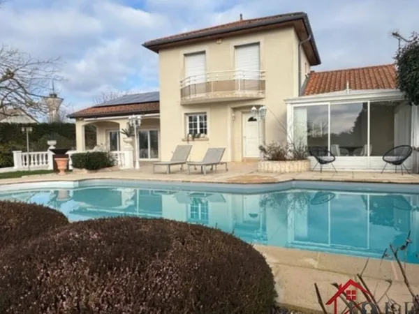 Maison 7 pièces 142 m²