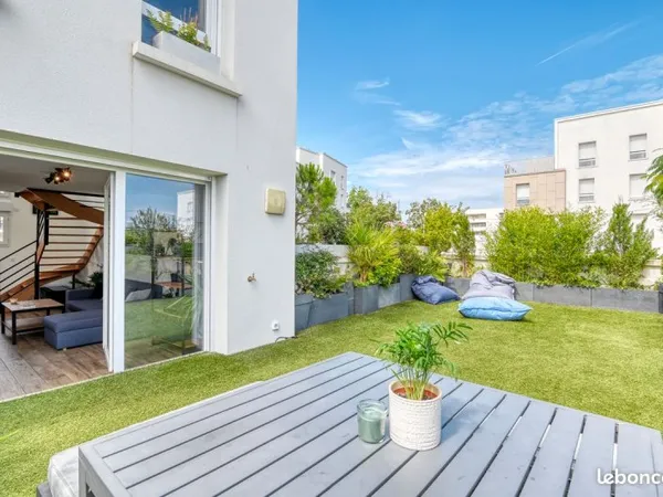 F3 en duplex avec terrasse 45m2