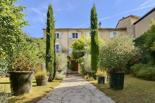Mas provençal 9 pièces 300 m²