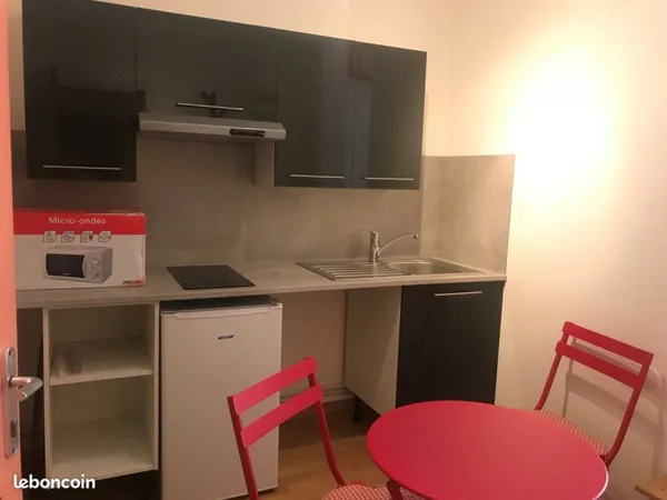 Studio 1 pièce 17 m²