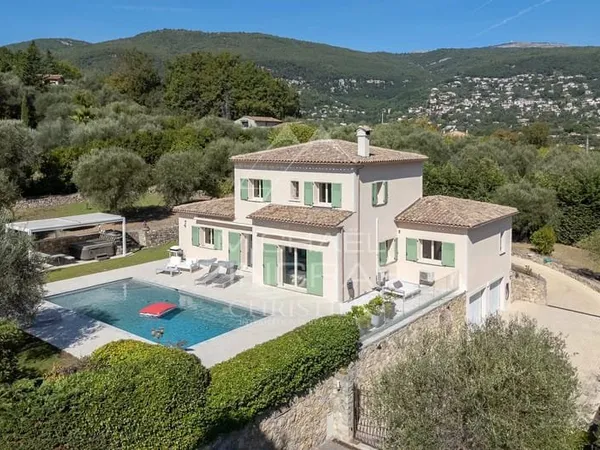 Villa clé en main avec oliveraie - Grasse / Limite Opio