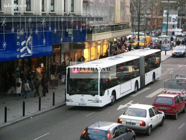 Local commercial 300 m²