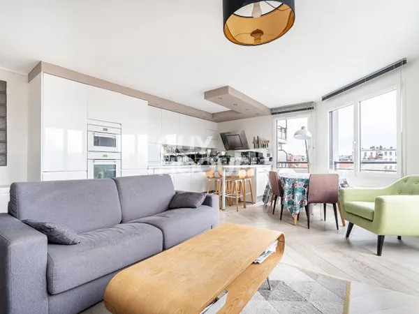 APPARTEMENT 3 PIECES AVEC PARKING ET TERRASSE