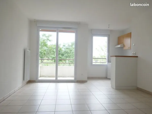 Plaisance du Touch T2 42 m² avec terrasse et 2 places de parking