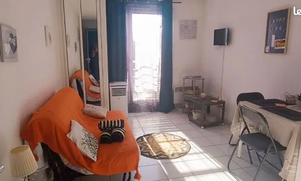 Studio meublé dans résidence sécurisée