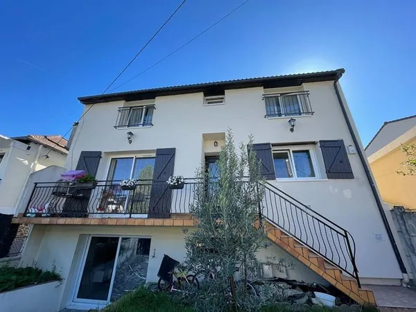 Maison 5 pièces 150 m²