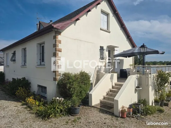 Maison 9 pièces 198 m²