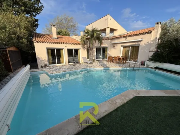 Superbe villa proche plage et centre