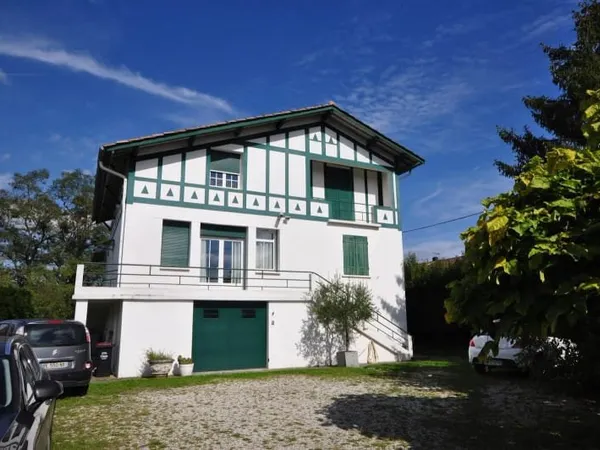 Maison 7 pièces 166 m²