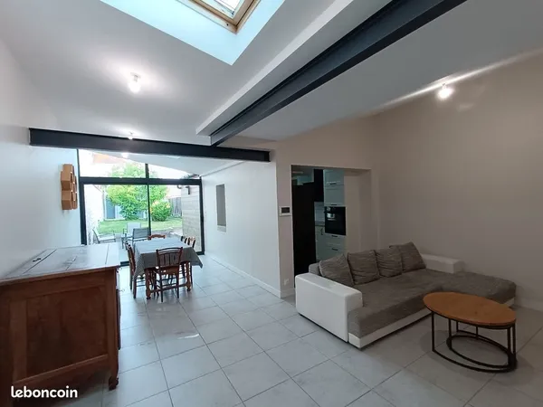 Maison meublée T3 avec jardin, terrasse et garage - emplacement idéal