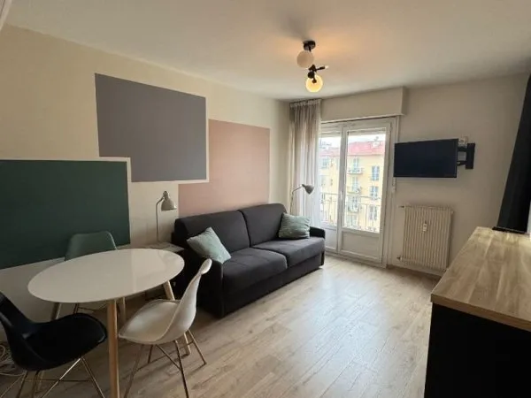 Studio 1 pièce 23 m²