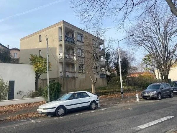 Immeuble de rapport 61 m²