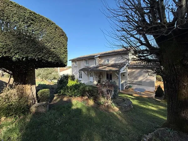 Maison 6 pièces 147 m²