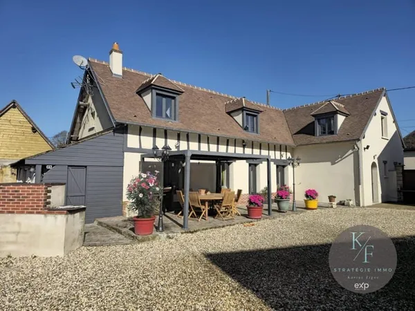 Maison de qualité avec beau potentiel
