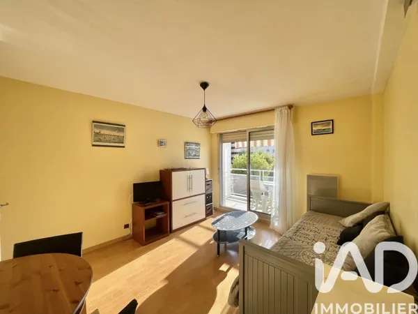 Studio 1 pièce 21 m²