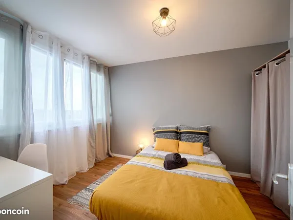Chambre 4 pièces 71 m²