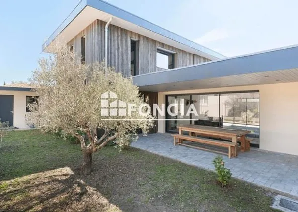 Maison d'architecte rénovée 2023 - Piscine intérieure & jacuzzi - Mont-de-Marsan