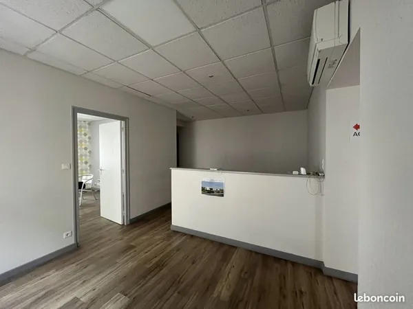 Bureaux 109 m² JARNAC