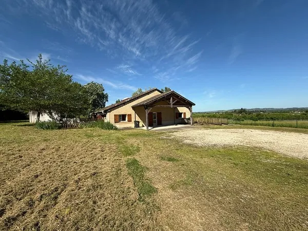 Ensemble immobilier à 10mn de Villeneuve/Lot