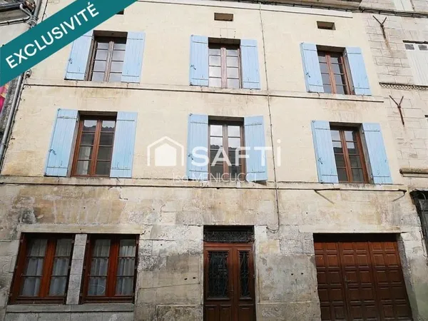 Idéal investisseur, maison de village louée.