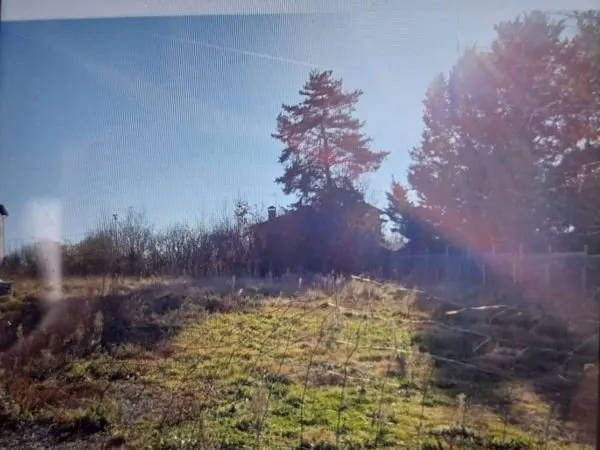 Terrain clôture