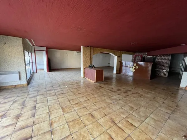 local de 138m2